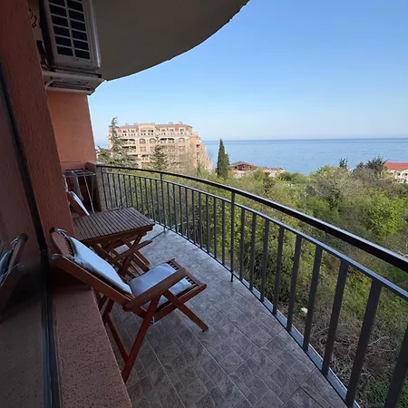 Appartement Cote D'azur In Varna With Amazing Sea View